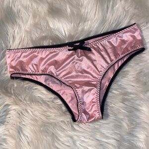 Victoria’s Secret SLT second skin panties